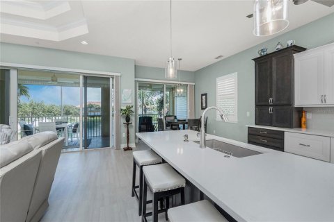 Copropriété à vendre à Cape Coral, Floride: 3 chambres, 220.55 m2 № 1852586 - photo 10