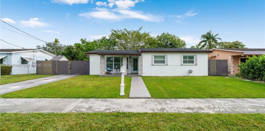 Villa ou maison à Miami, Floride 3 chambres, 113.06 m2 № 2028441