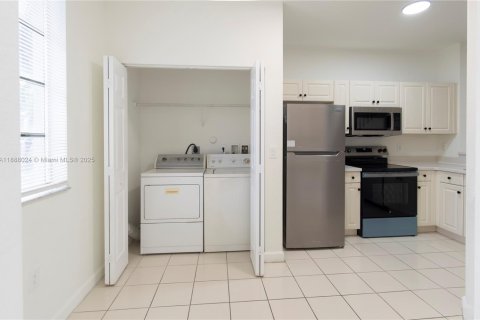 Condominio en venta en Riviera Beach, Florida, 2 dormitorios, 113.43 m2 № 2020947 - foto 3