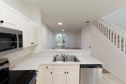 Condominio en venta en Riviera Beach, Florida, 2 dormitorios, 113.43 m2 № 2020947 - foto 5