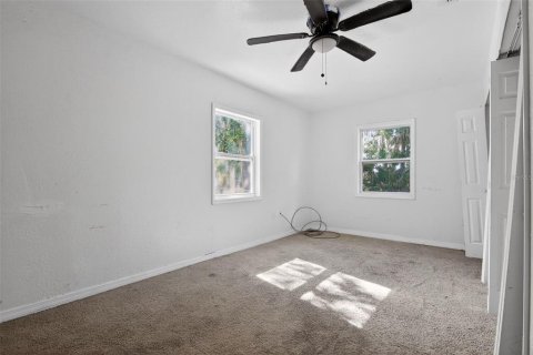 House in Ocala, Florida 3 bedrooms, 147.81 sq.m. № 2157917 - photo 23