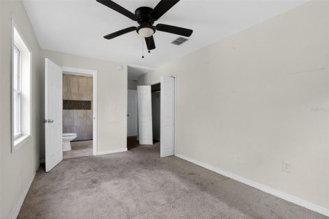 House in Ocala, Florida 3 bedrooms, 147.81 sq.m. № 2157917 - photo 20