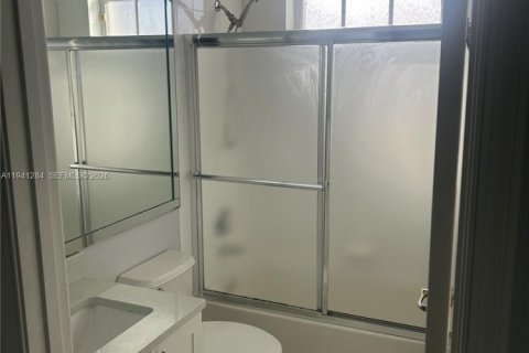 Casa en alquiler en Coral Springs, Florida, 3 dormitorios, 109.07 m2 № 1998850 - foto 8