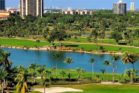 Condominio en venta en Aventura, Florida, 3 dormitorios, 118.08 m2 № 1850903 - foto 4