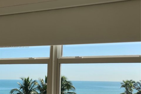 Condo in Key Biscayne, Florida, 2 bedrooms  № 1968508 - photo 18