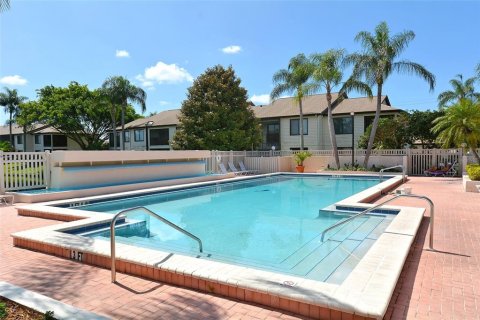 Condo in Bradenton, Florida, 2 bedrooms  № 1542496 - photo 27