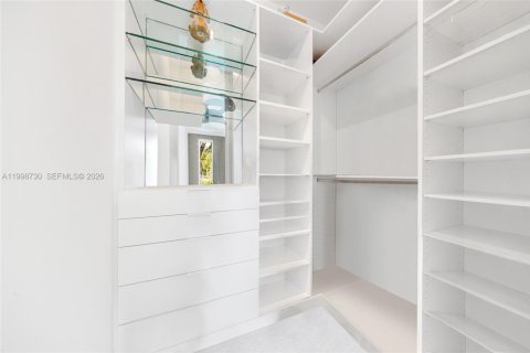 Купить виллу или дом в Майами-Бич, Флорида 4 спальни, 371.05м2, № 2064080 - фото 14