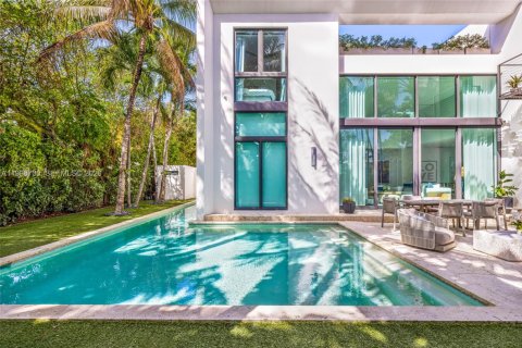 Купить виллу или дом в Майами-Бич, Флорида 4 спальни, 371.05м2, № 2064080 - фото 4