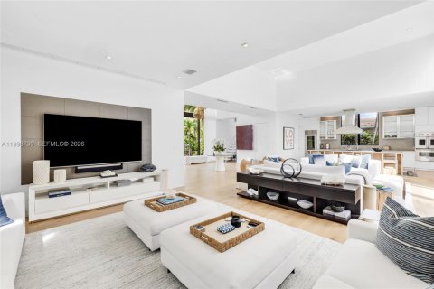 Купить виллу или дом в Майами-Бич, Флорида 4 спальни, 371.05м2, № 2064080 - фото 19