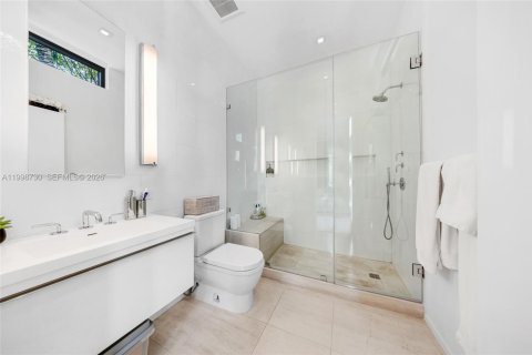 Купить виллу или дом в Майами-Бич, Флорида 4 спальни, 371.05м2, № 2064080 - фото 13