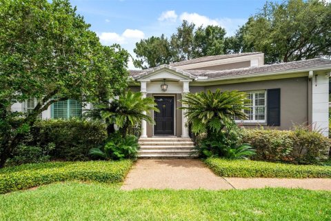 Casa en alquiler en Winter Park, Florida, 4 dormitorios, 339.46 m2 № 1823272 - foto 3