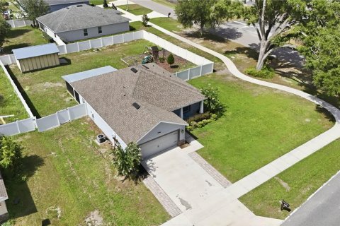 Villa ou maison à vendre à Umatilla, Floride: 3 chambres, 124.58 m2 № 2316657 - photo 25