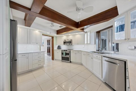 Villa ou maison à vendre à Port Charlotte, Floride: 5 chambres, 350.61 m2 № 1835302 - photo 13