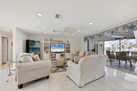 Villa ou maison à vendre à Port Charlotte, Floride: 5 chambres, 350.61 m2 № 1835302 - photo 7