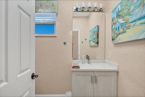 Villa ou maison à vendre à Port Charlotte, Floride: 5 chambres, 350.61 m2 № 1835302 - photo 28
