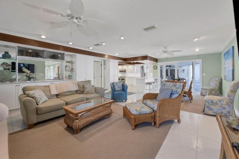 Villa ou maison à vendre à Port Charlotte, Floride: 5 chambres, 350.61 m2 № 1835302 - photo 18