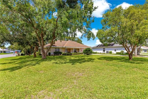 Villa ou maison à vendre à Summerfield, Floride: 2 chambres, 130.25 m2 № 1906542 - photo 12