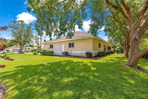 House in Summerfield, Florida 2 bedrooms, 130.25 sq.m. № 1906542 - photo 6