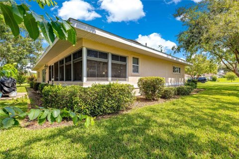 Villa ou maison à vendre à Summerfield, Floride: 2 chambres, 130.25 m2 № 1906542 - photo 9