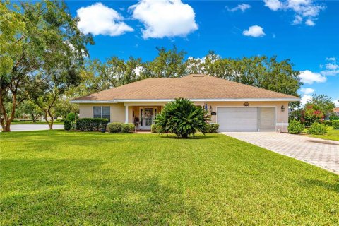 Casa en venta en Summerfield, Florida, 2 dormitorios, 130.25 m2 № 1906542 - foto 1
