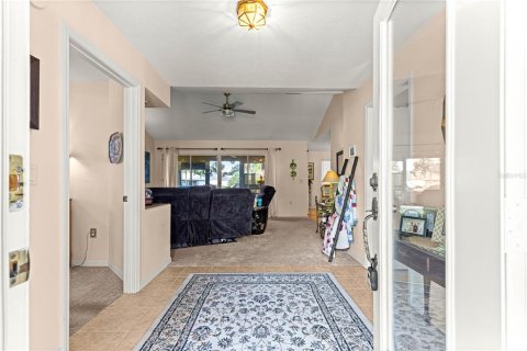 Villa ou maison à vendre à Summerfield, Floride: 2 chambres, 130.25 m2 № 1906542 - photo 14