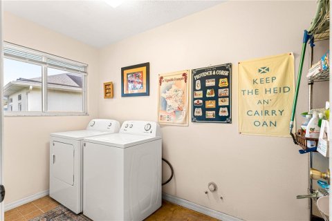 House in Summerfield, Florida 2 bedrooms, 130.25 sq.m. № 1906542 - photo 24