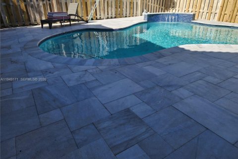 Снять в аренду виллу или дом в Корал-Спрингс, Флорида 4 спальни, 190.26м2, № 2005700 - фото 16