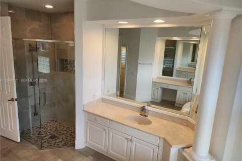 Снять в аренду виллу или дом в Корал-Спрингс, Флорида 4 спальни, 190.26м2, № 2005700 - фото 24