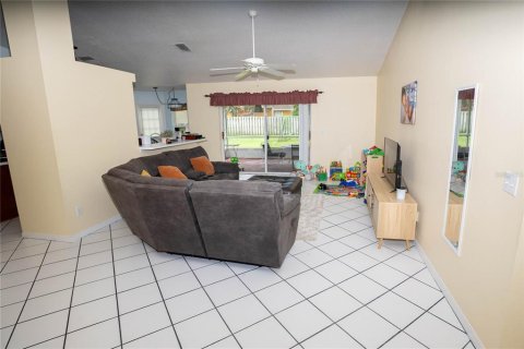 House in Kissimmee, Florida 3 bedrooms, 143.91 sq.m. № 1798097 - photo 5