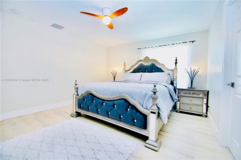 Villa ou maison à louer à Delray Beach, Floride: 3 chambres, 140 m2 № 2014372 - photo 15