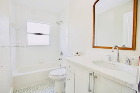 Villa ou maison à louer à Delray Beach, Floride: 3 chambres, 140 m2 № 2014372 - photo 28