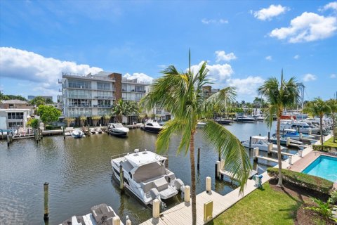 Copropriété à vendre à Fort Lauderdale, Floride: 3 chambres, 228.35 m2 № 1118005 - photo 1