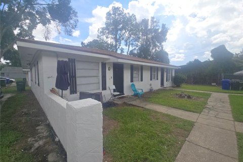 Immobilier commercial à vendre à Lakeland, Floride: 4 chambres, 168.43 m2 № 2423992 - photo 2
