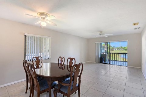 Condominio en venta en Sarasota, Florida, 2 dormitorios, 106.37 m2 № 2101657 - foto 16