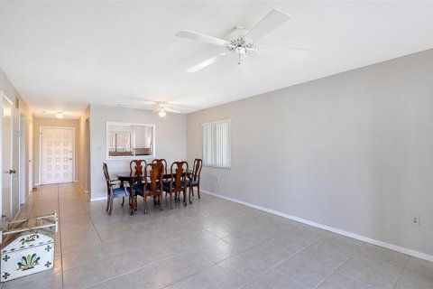 Condominio en venta en Sarasota, Florida, 2 dormitorios, 106.37 m2 № 2101657 - foto 15