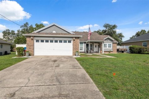 House in Spring Hill, Florida 3 bedrooms, 139.07 sq.m. № 1901867 - photo 3