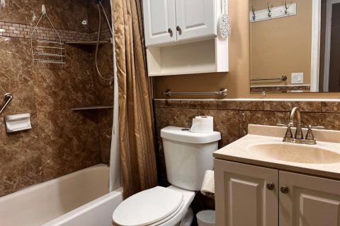 Купить кондоминиум в Лейк-Уорт, Флорида 4 комнаты, 97.55м2, № 2083681 - фото 8