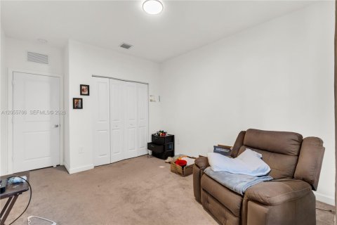 Adosado en venta en Homestead, Florida, 3 dormitorios, 157.47 m2 № 2172772 - foto 27