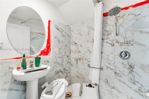 Adosado en venta en Homestead, Florida, 3 dormitorios, 157.47 m2 № 2172772 - foto 23