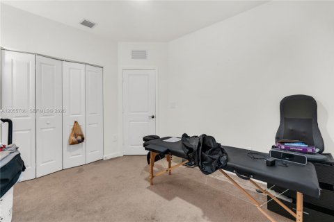 Adosado en venta en Homestead, Florida, 3 dormitorios, 157.47 m2 № 2172772 - foto 25