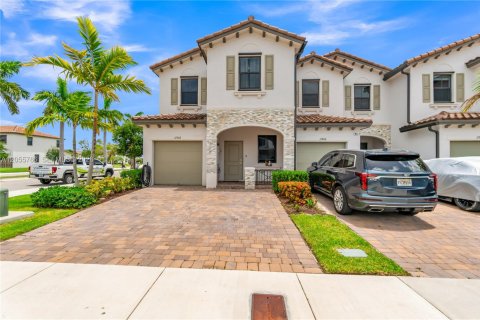 Adosado en venta en Homestead, Florida, 3 dormitorios, 157.47 m2 № 2172772 - foto 5