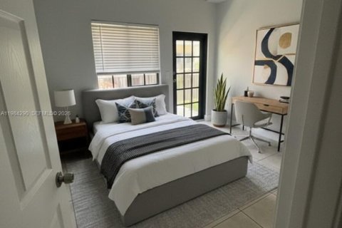 Снять в аренду кондоминиум в Корал-Спрингс, Флорида 3 спальни, 119.47м2, № 2046829 - фото 11