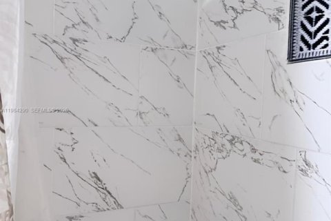 Снять в аренду кондоминиум в Корал-Спрингс, Флорида 3 спальни, 119.47м2, № 2046829 - фото 7