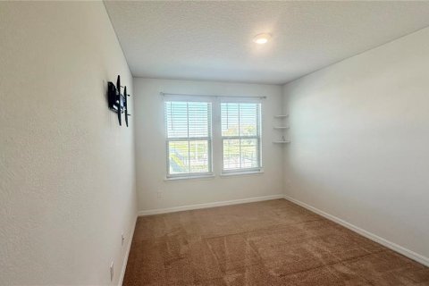 House in Kissimmee, Florida 4 bedrooms, 240.25 sq.m. № 1678284 - photo 15