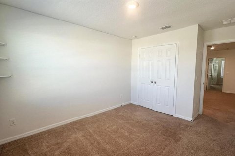 House in Kissimmee, Florida 4 bedrooms, 240.25 sq.m. № 1678284 - photo 14