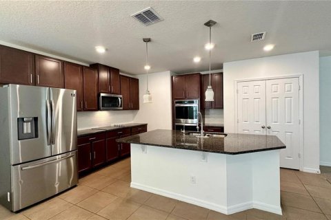 House in Kissimmee, Florida 4 bedrooms, 240.25 sq.m. № 1678284 - photo 5