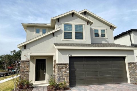 House in Kissimmee, Florida 4 bedrooms, 240.25 sq.m. № 1678284 - photo 1