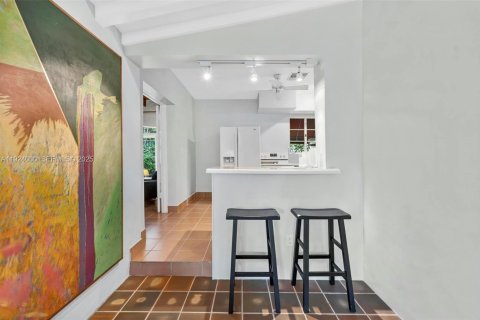 Купить виллу или дом в Майами, Флорида 4 спальни, 179.49м2, № 1985836 - фото 19