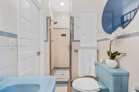 Купить виллу или дом в Майами, Флорида 4 спальни, 179.49м2, № 1985836 - фото 28