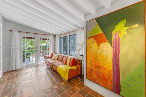 Купить виллу или дом в Майами, Флорида 4 спальни, 179.49м2, № 1985836 - фото 13